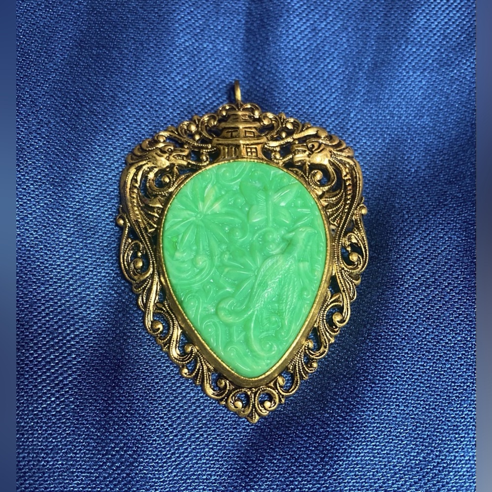 Vintage Antiqued Gold Tone Faux Jade Convertible Pendant or Brooch